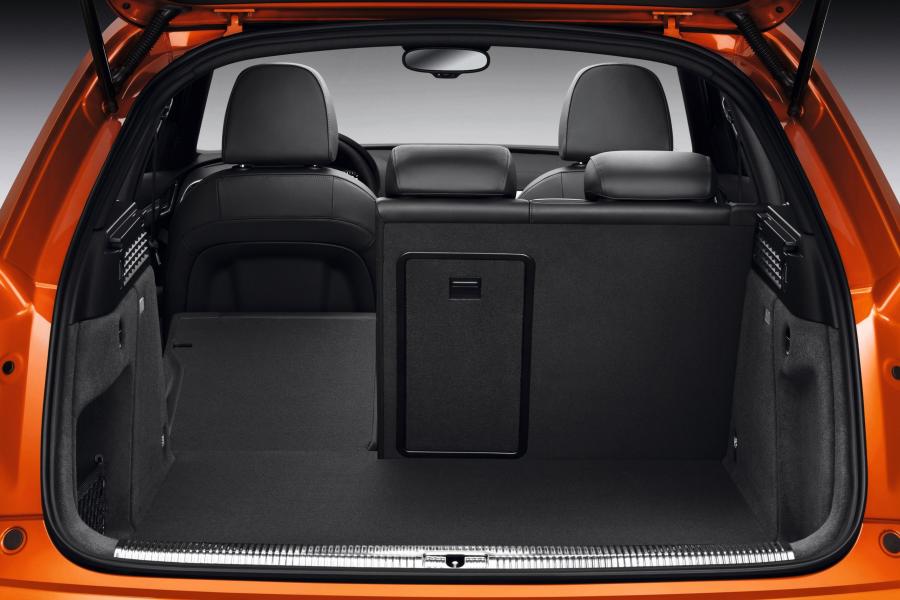 Багажник Audi Q3 2.0 TDI Quattro (8U) 2011 года  (WW) (фото 7 из 65)